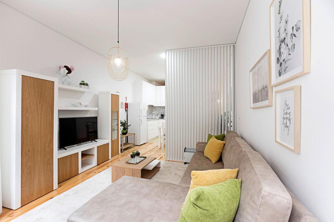 Lóios 1br Flat Downtown By Lovelystay Oporto